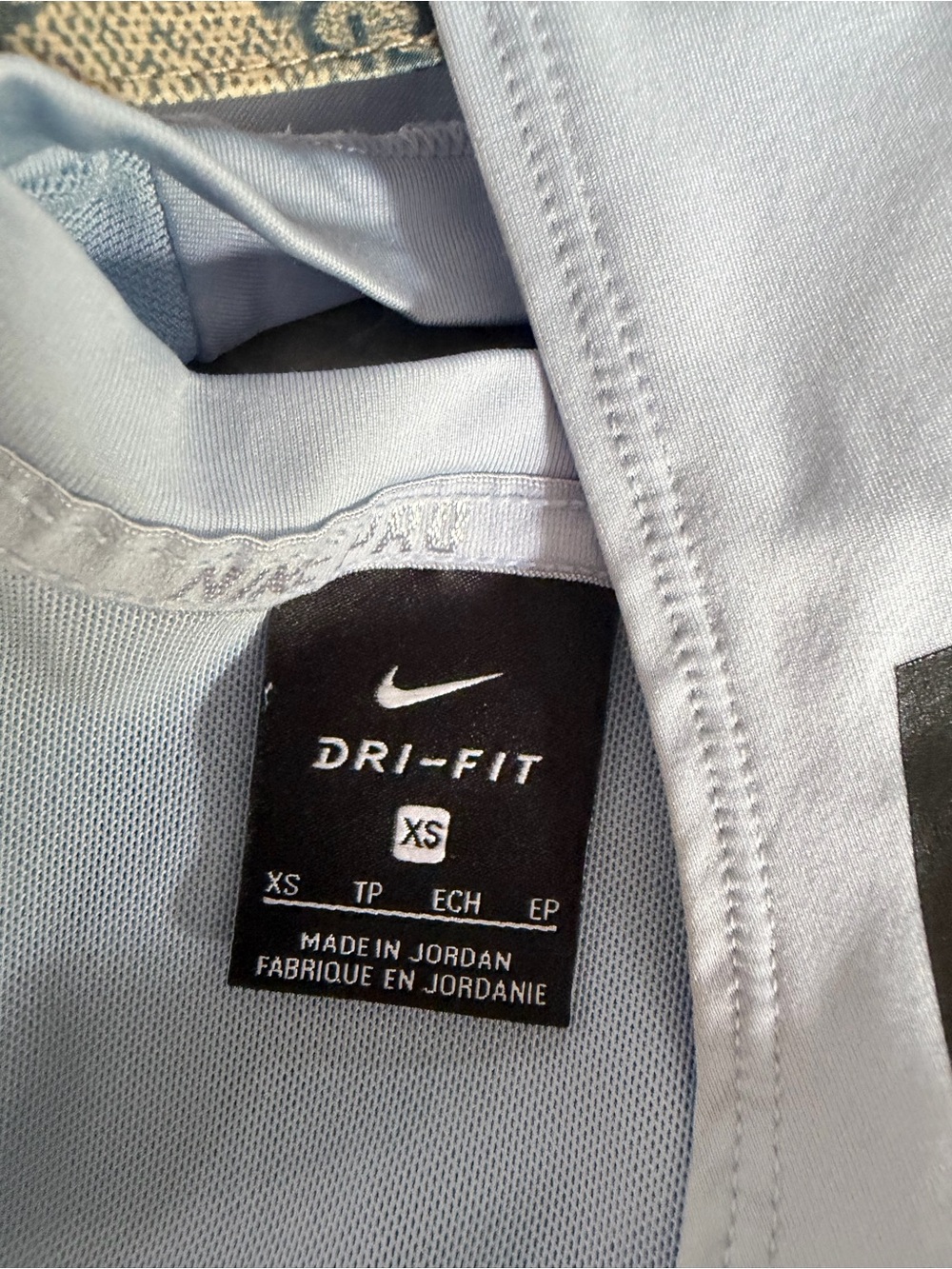 Nike Pro Dri-FIT White Sleeveless Training Tank Top Women’s XS Athletic Gym - Picture 5 of 5